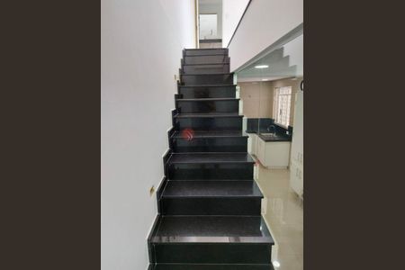 Casa à venda com 160m², 2 quartos e 4 vagas