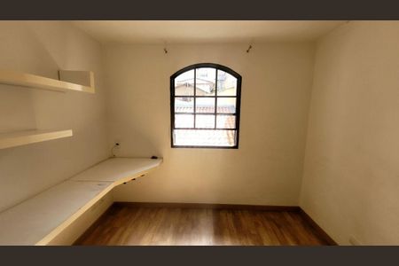 Casa à venda com 120m², 3 quartos e 2 vagas