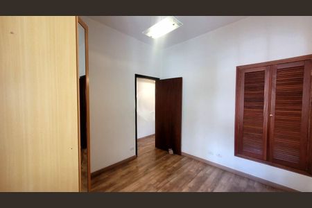 Casa à venda com 120m², 3 quartos e 2 vagas