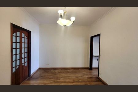 Casa à venda com 120m², 3 quartos e 2 vagas