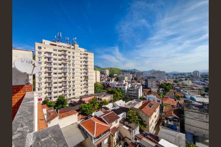 Apartamento à venda com 115m², 2 quartos e 2 vagas Apartamento à venda com 115m², 2 quartos e 2 vagasVista