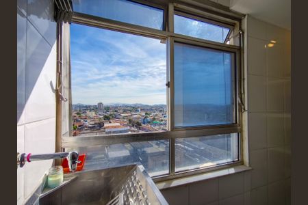 Apartamento à venda com 115m², 2 quartos e 2 vagas Apartamento à venda com 115m², 2 quartos e 2 vagasCozinha e Área de Serviço