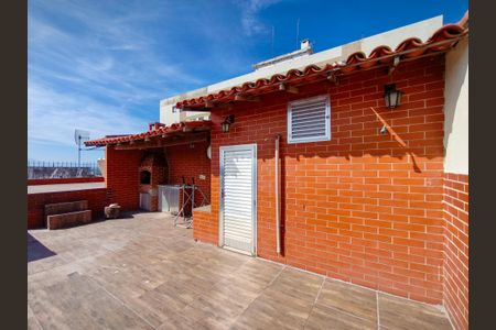 Apartamento à venda com 115m², 2 quartos e 2 vagas Apartamento à venda com 115m², 2 quartos e 2 vagasTerraço