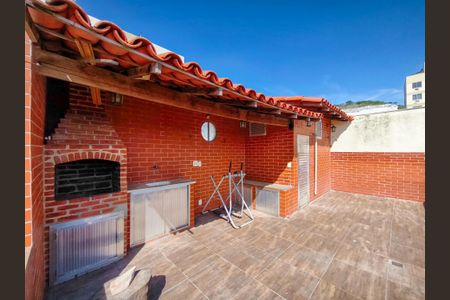 Apartamento à venda com 115m², 2 quartos e 2 vagas Apartamento à venda com 115m², 2 quartos e 2 vagasChurrasqueira