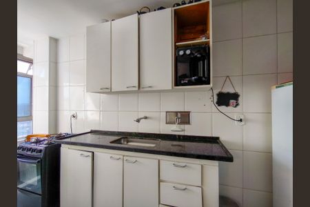 Apartamento à venda com 115m², 2 quartos e 2 vagas Apartamento à venda com 115m², 2 quartos e 2 vagasCozinha e Área de Serviço