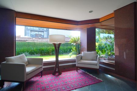 Apartamento à venda com 164m², 3 quartos e 2 vagas Apartamento à venda com 164m², 3 quartos e 2 vagasHall de entrada