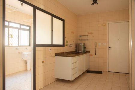 Apartamento à venda com 96m², 3 quartos e 2 vagasCozinha