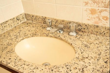 Apartamento à venda com 96m², 3 quartos e 2 vagasBanheiro da Suíte