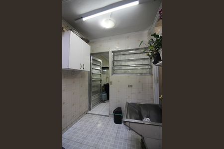 Casa à venda com 94m², 2 quartos e 1 vagaÁrea de Serviço e Churrasqueira