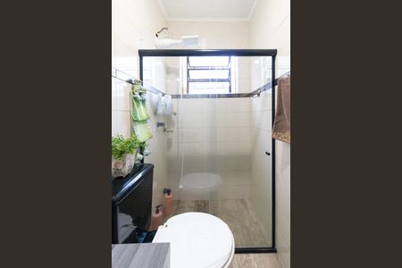 Casa à venda com 180m², 3 quartos e 3 vagas Casa à venda com 180m², 3 quartos e 3 vagasBanheiro
