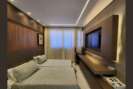 Apartamento à venda com 200m², 4 quartos e 4 vagasQuarto Suíte 2