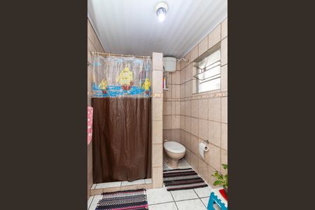Casa à venda com 200m², 7 quartos e 2 vagas Casa à venda com 200m², 7 quartos e 2 vagasCasa 01 - Banheiro