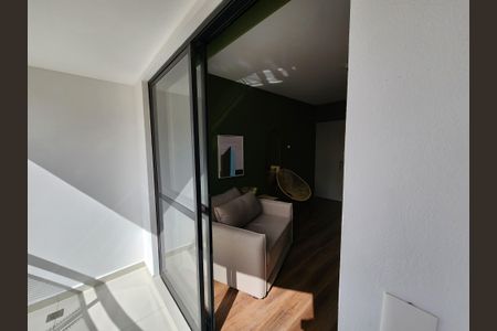 Apartamento à venda com 38m², 1 quarto e 1 vaga Apartamento à venda com 38m², 1 quarto e 1 vagaVaranda