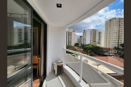 Apartamento à venda com 38m², 1 quarto e 1 vaga Apartamento à venda com 38m², 1 quarto e 1 vagaVaranda