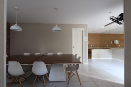 Apartamento à venda com 41m², 2 quartos e sem vagaÁrea comum - Espaço Gourmet