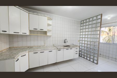 Apartamento à venda com 64m², 2 quartos e 1 vaga Apartamento à venda com 64m², 2 quartos e 1 vagaCozinha e Área de Serviço