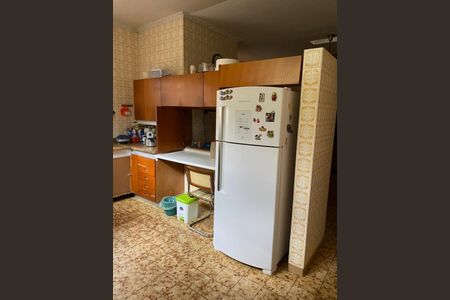 Casa à venda com 250m², 5 quartos e 5 vagasCozinha