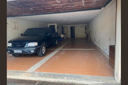 Casa à venda com 250m², 5 quartos e 5 vagasGaragem