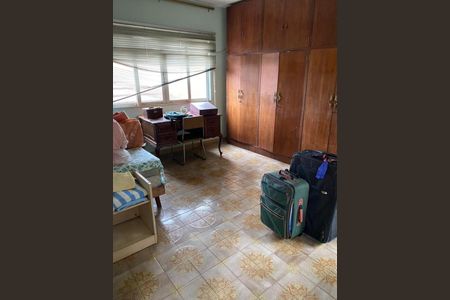 Casa à venda com 250m², 5 quartos e 5 vagasQuarto 1