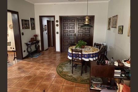 Casa à venda com 250m², 5 quartos e 5 vagasSala de Jantar