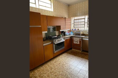 Casa à venda com 250m², 5 quartos e 5 vagasCozinha