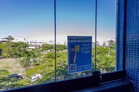 Apartamento à venda com 140m², 4 quartos e 2 vagas Apartamento à venda com 140m², 4 quartos e 2 vagasPlaquinha