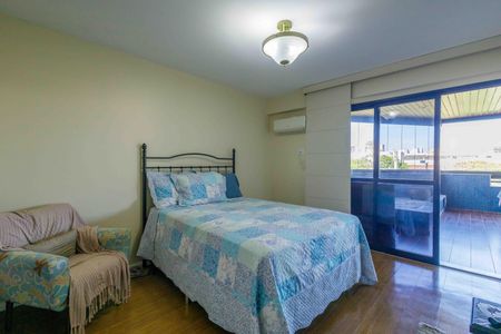 Apartamento à venda com 140m², 4 quartos e 2 vagas Apartamento à venda com 140m², 4 quartos e 2 vagasSuíte