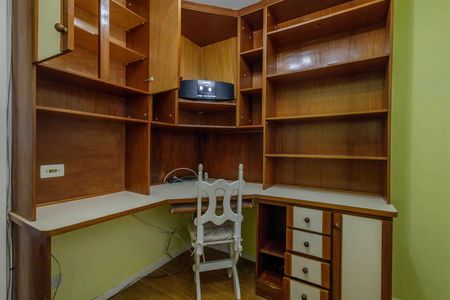 Apartamento à venda com 140m², 4 quartos e 2 vagas Apartamento à venda com 140m², 4 quartos e 2 vagasQuarto 3