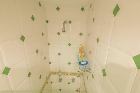 Apartamento à venda com 140m², 4 quartos e 2 vagas Apartamento à venda com 140m², 4 quartos e 2 vagasBanheiro social