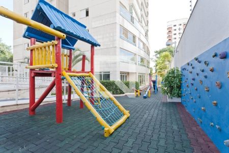 Apartamento para alugar com 120m², 3 quartos e 2 vagas