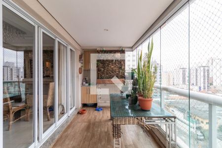 Apartamento para alugar com 120m², 3 quartos e 2 vagas