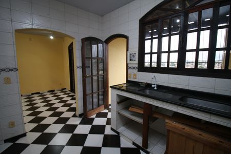 Apartamento para alugar com 110m², 3 quartos e sem vagaCozinha