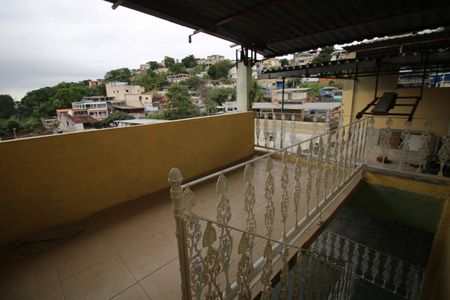 Apartamento para alugar com 110m², 3 quartos e sem vagaVaranda