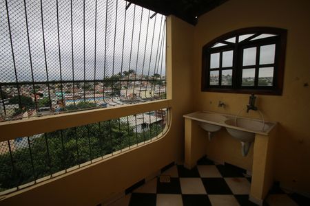 Apartamento para alugar com 110m², 3 quartos e sem vagaÁrea de Serviço