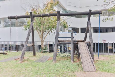 Apartamento à venda com 67m², 2 quartos e 1 vaga Apartamento à venda com 67m², 2 quartos e 1 vagaÁrea comum - Playground
