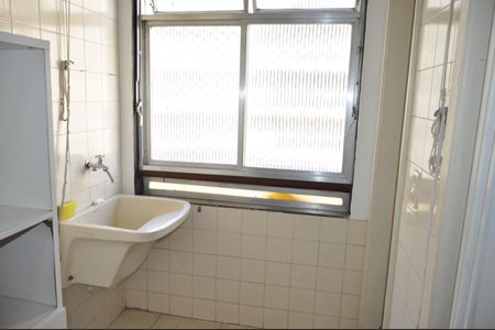 Apartamento à venda com 69m², 2 quartos e 1 vagaÁrea de Serviço