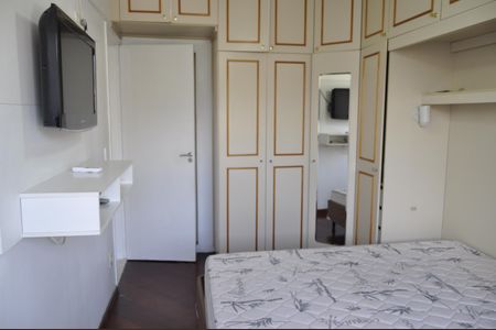 Apartamento à venda com 69m², 2 quartos e 1 vagaQuarto 2