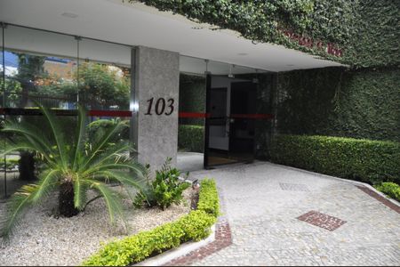 Apartamento à venda com 69m², 2 quartos e 1 vagaÁrea comum