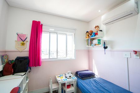 Apartamento à venda com 96m², 3 quartos e 2 vagasQuarto 