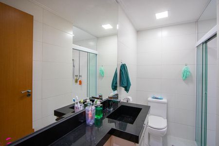Apartamento à venda com 96m², 3 quartos e 2 vagasBanheiro social