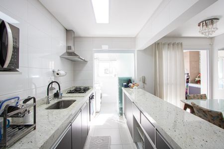 Apartamento à venda com 96m², 3 quartos e 2 vagasCozinha