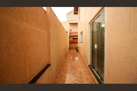 Casa à venda com 274m², 3 quartos e 5 vagas Casa à venda com 274m², 3 quartos e 5 vagasÁrea comum