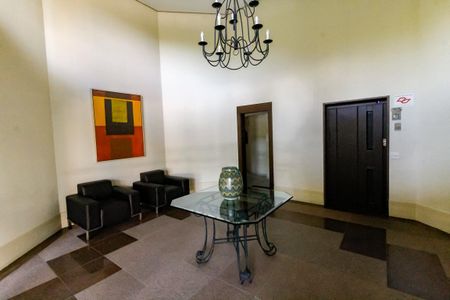 Apartamento à venda com 212m², 3 quartos e sem vagaHall de entrada