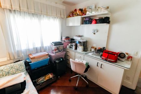 Apartamento à venda com 212m², 3 quartos e sem vagaQuarto