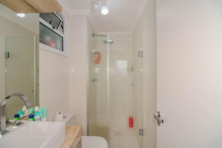 Apartamento à venda com 85m², 3 quartos e 2 vagas Apartamento à venda com 85m², 3 quartos e 2 vagasBanheiro da Suíte