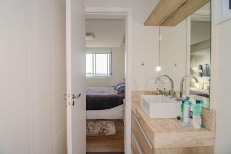 Apartamento à venda com 85m², 3 quartos e 2 vagas Apartamento à venda com 85m², 3 quartos e 2 vagasBanheiro da Suíte