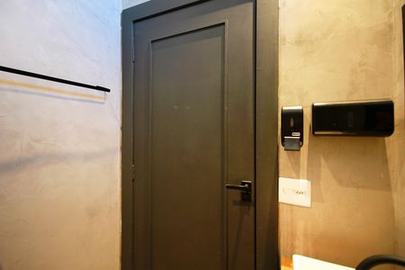 Casa de condomínio à venda com 500m², 3 quartos e 4 vagasBanheiro de serviço