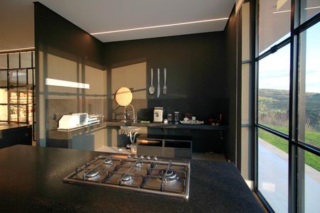 Casa de condomínio à venda com 500m², 3 quartos e 4 vagasCozinha