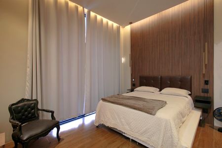 Casa de condomínio à venda com 500m², 3 quartos e 4 vagasSuíte 3