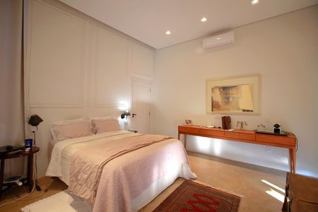 Casa de condomínio à venda com 500m², 3 quartos e 4 vagasSuíte master